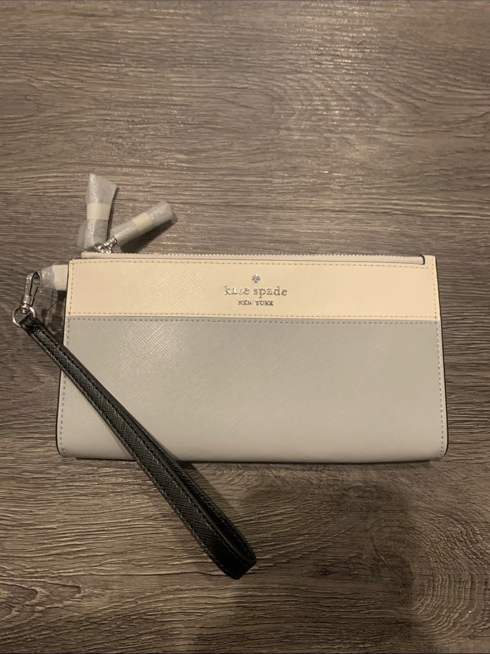 kate spade Colorblock Wristlet Clutch - white, Light Gray & Black NWT
